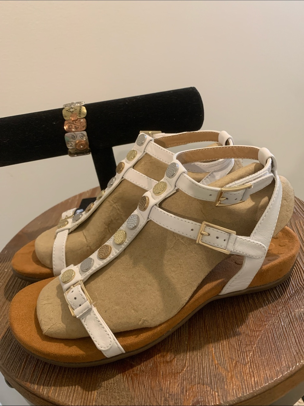Vionic White T-Strap Sandals with Gold & Silver Studs with bracelet